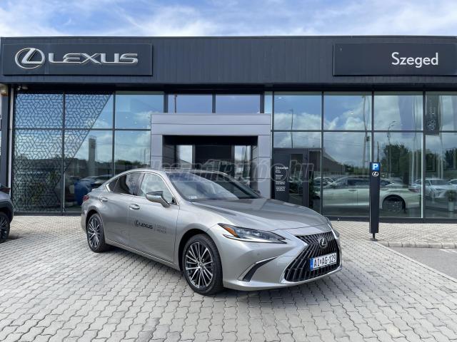 LEXUS ES 300h Prestiege CVT