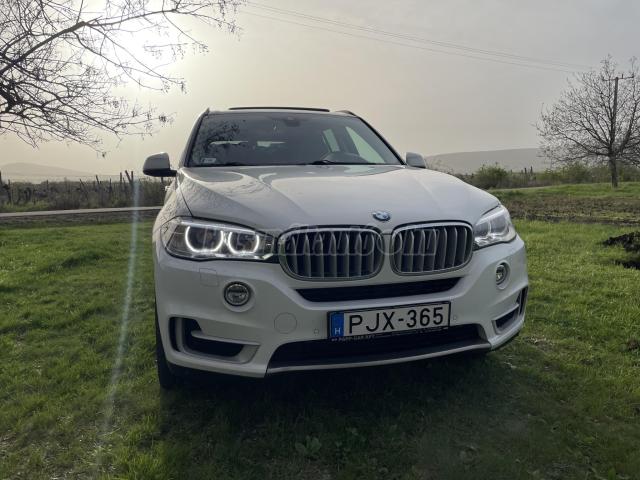 BMW X5 xDrive30d (Automata) Head-up. kamera. kormány fűtés.pano