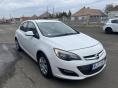 OPEL ASTRA J 1.4 Active
