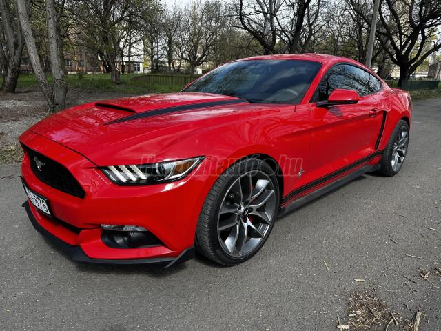 FORD MUSTANG Fastback 2.3 EcoBoost (Automata) Performance s.mentes 27e km!!! 360Le