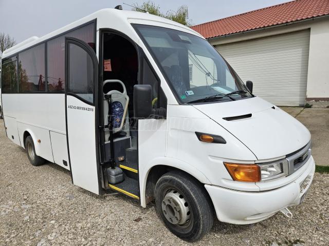IVECO Daily Andecar 23 fős