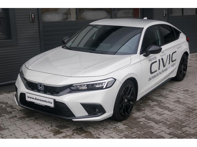 HONDA CIVIC 2.0 i-MMD Hybrid Sport eCVT TESZTAUTÓ. METÁLFÉNNYEL!!!