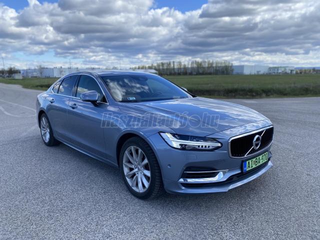 VOLVO S90 2.0 [T8] Twin Engine Momentum Geartronic AWD