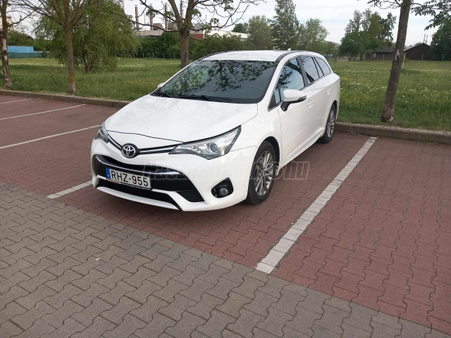 TOYOTA AVENSIS Touring Sports 2.0 D-4D Active Trend+