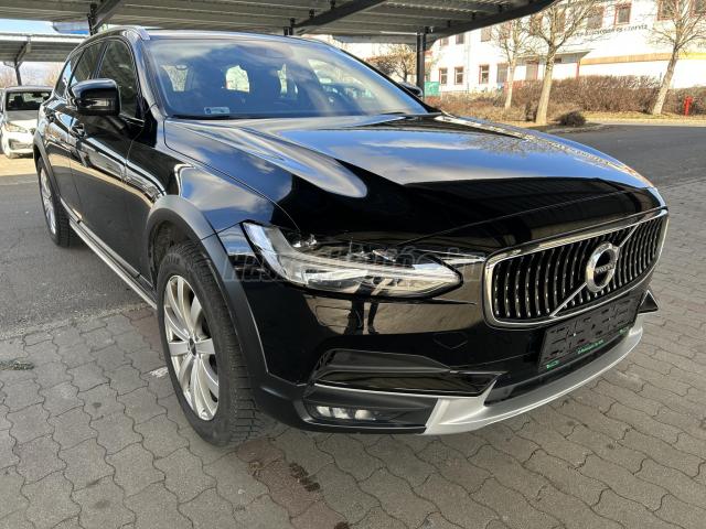 VOLVO V90 Cross Country 2.0 D [D4] AWD Pro Geartronic