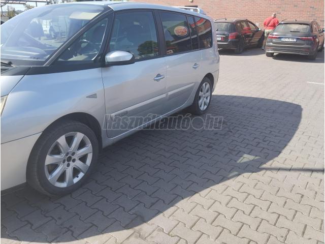 RENAULT ESPACE Grand2.2 dCi Expression