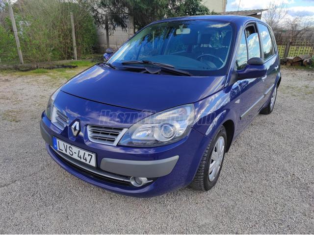 RENAULT SCENIC Scénic 1.5 dCi Voyage