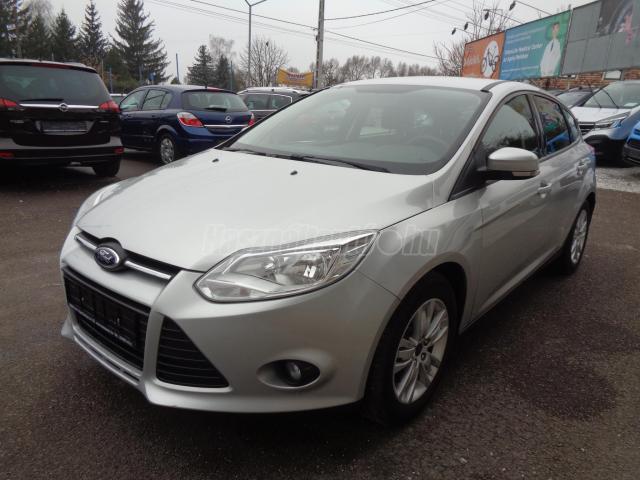 FORD FOCUS 1.6 Ti-VCT Ambiente 107 ekm!!