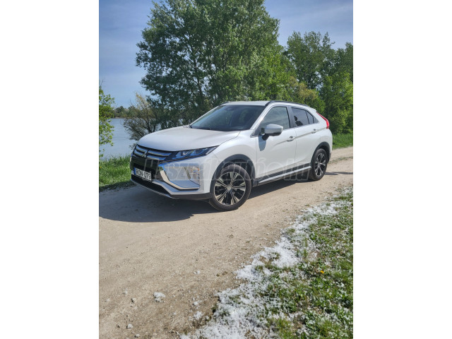 MITSUBISHI ECLIPSE CROSS 1.5 T-MIVEC Instyle 2WD