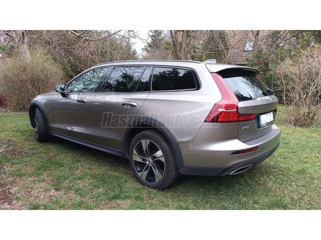 VOLVO V60 2.0 D [D4] Cross Country AWD Geartronic