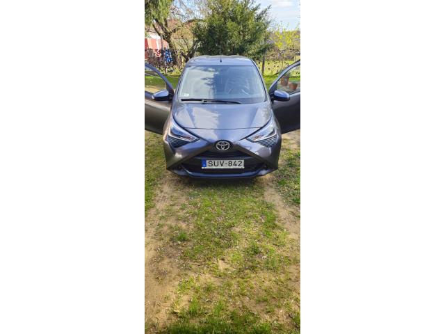 TOYOTA AYGO 1.0 Selection x-cite + cool