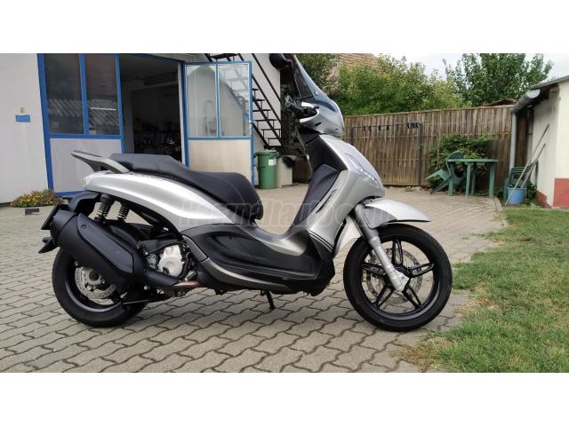 PIAGGIO BEVERLY 350 SPORT TOURING ie. ABS ASR