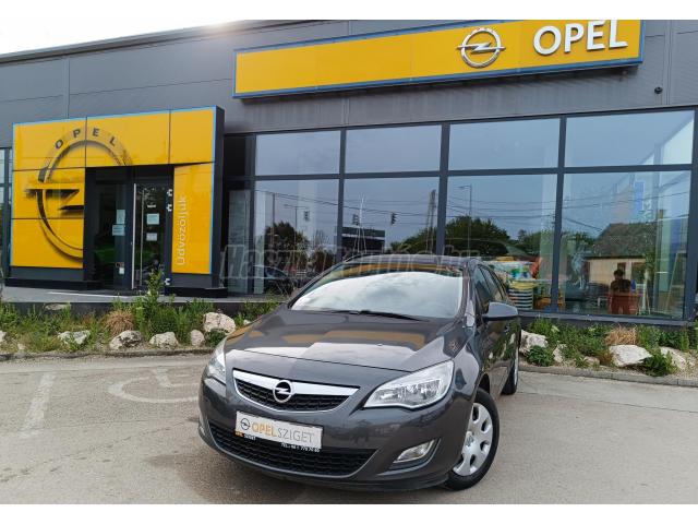 OPEL ASTRA J Sports Tourer 1.4 T Selection